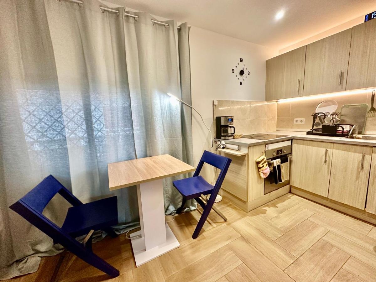 Appartamento con 1 Camera da Letto e Vista Mare