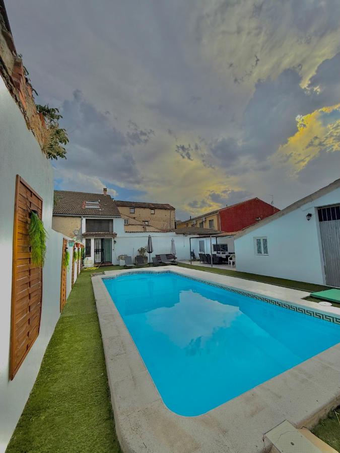 Villa Segovia l Piscina Privada l Bbq l Sala de Juegos l 17 px - B&B
