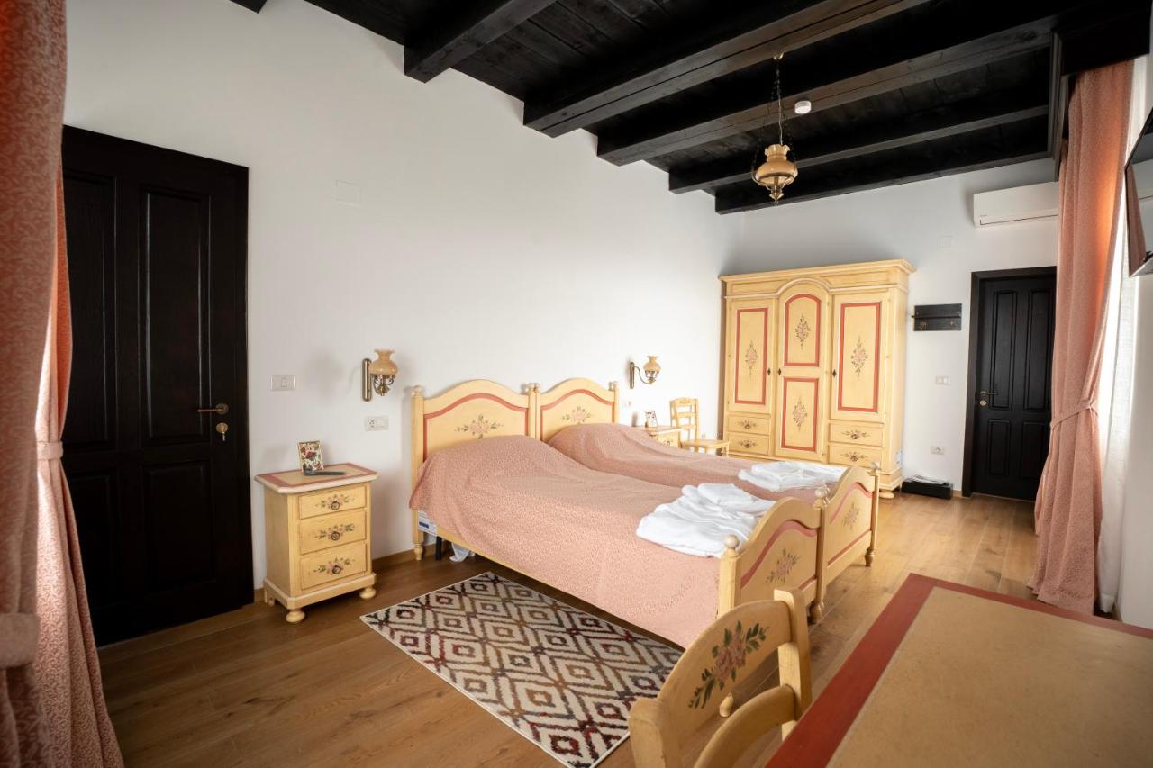Zweibettzimmer