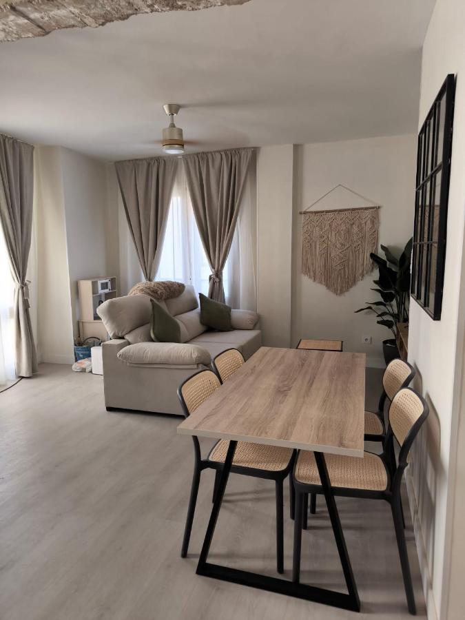 Apartamentos Crispin Samantha - Ferienwohnung Corella