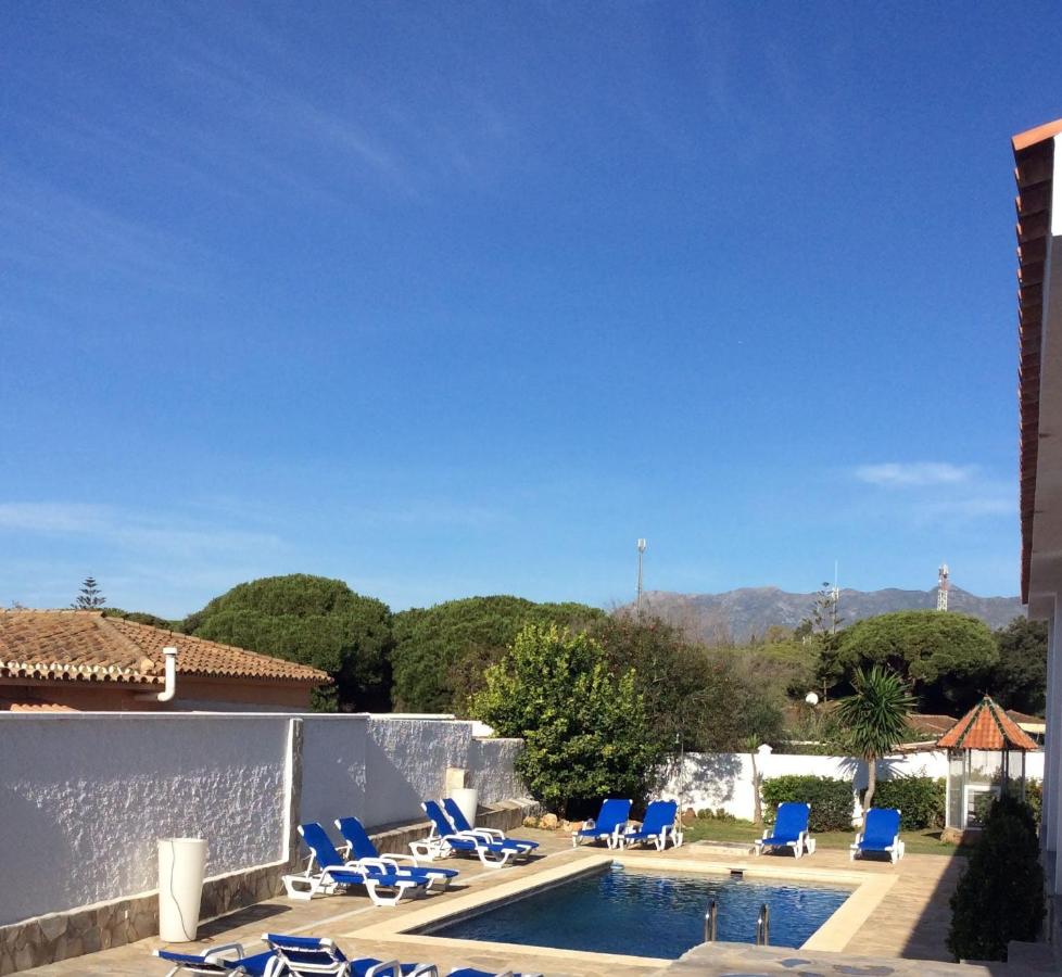 Apartamentos y Habitaciones KAI MARBELLA - B&B Marbella