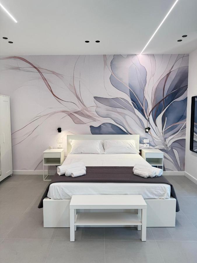 Meraviglia B&B - Salerno Centro Close to the Station and Pier