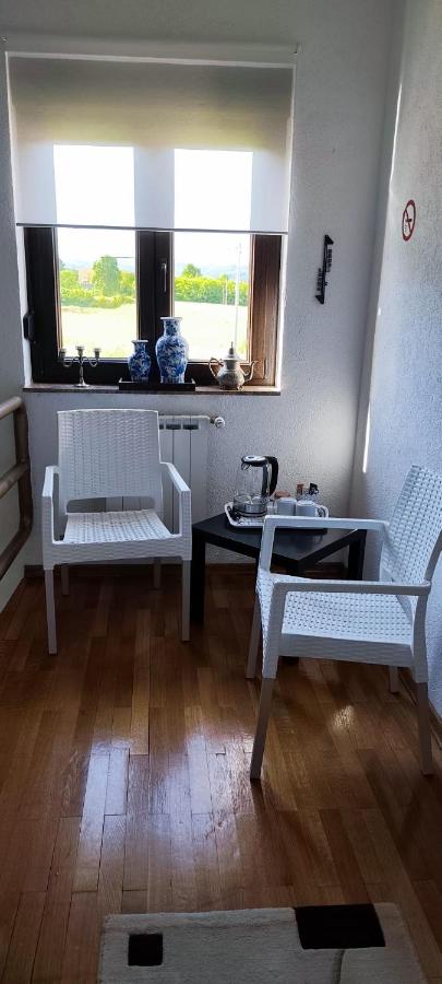 Kamer met Kingsize Bed