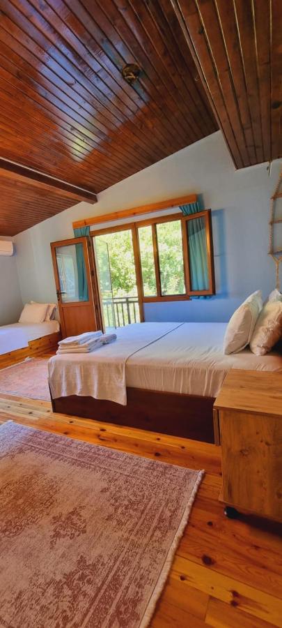 Premium Quadruple Room
