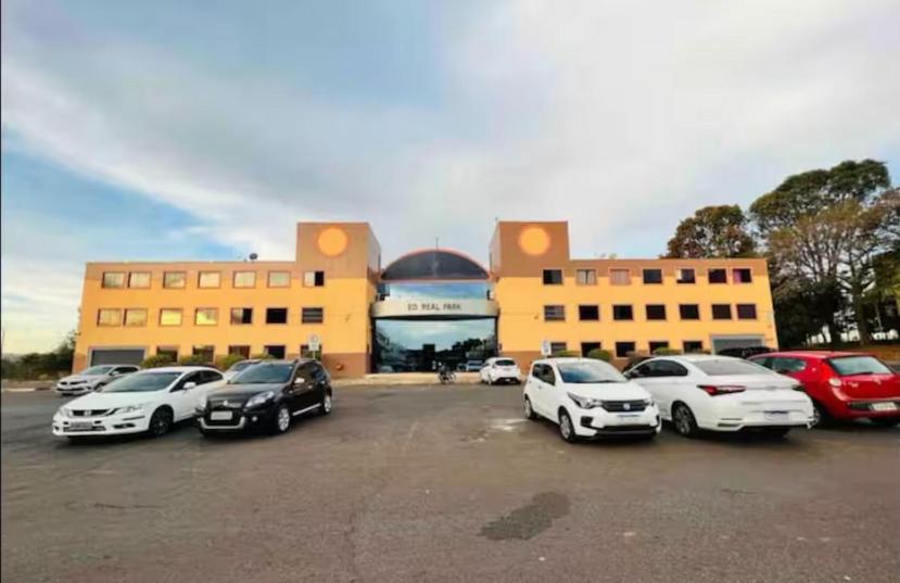 StudioAconchego portaria 24h, elevador e garagem - Ferienwohnung Brasília