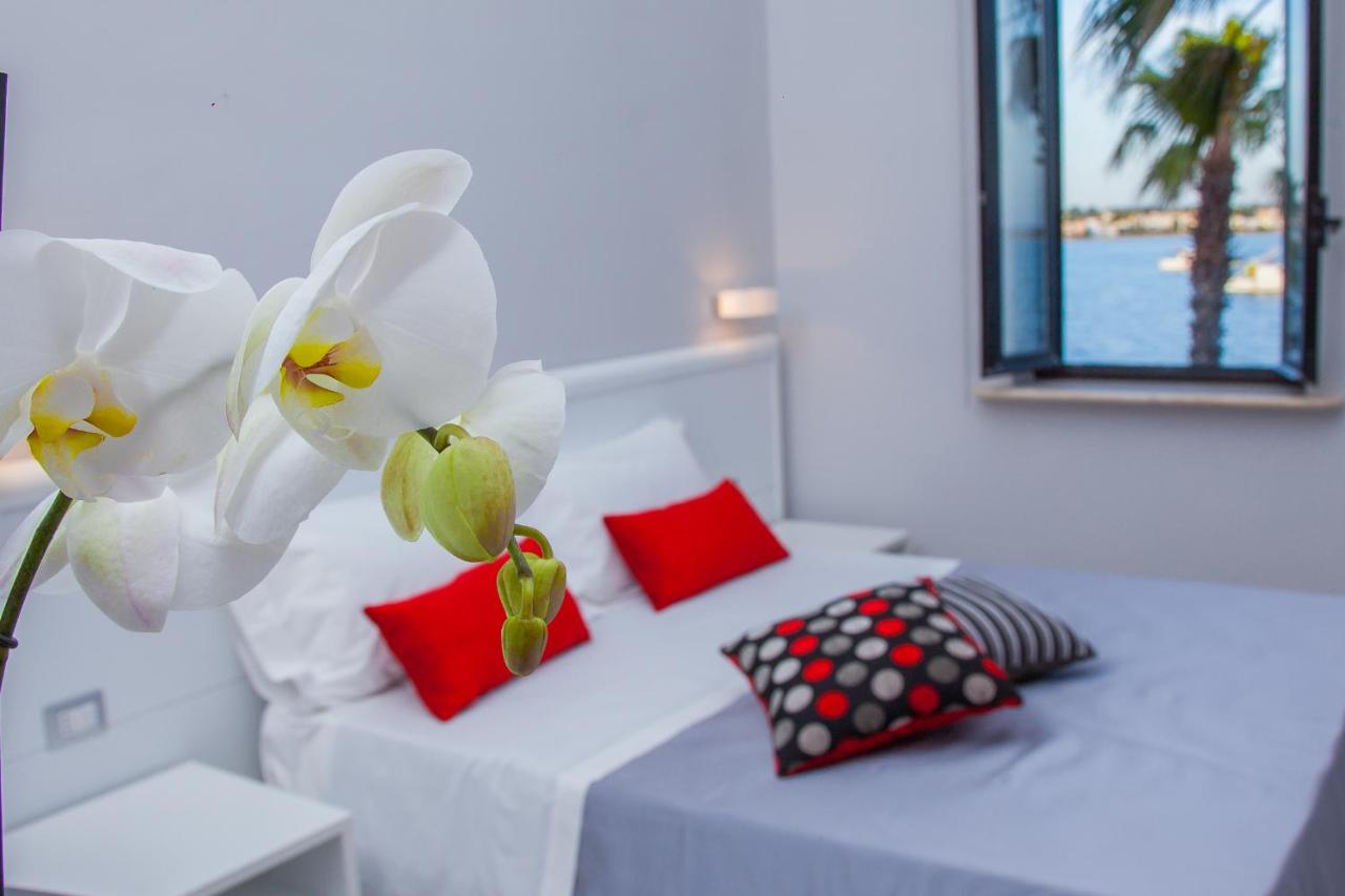 Camera Matrimoniale/Doppia con Letti Singoli con Bagno Privato