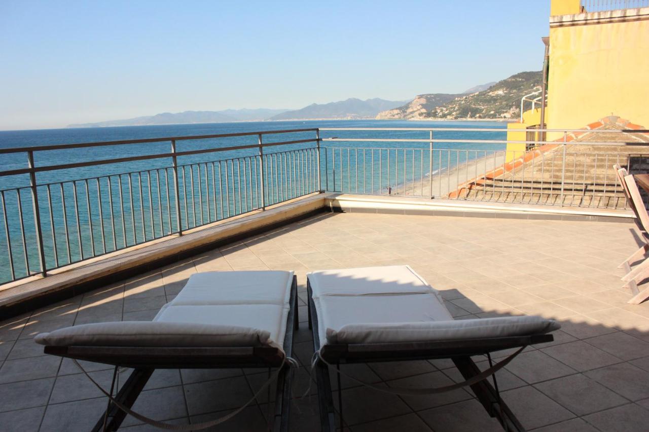 B&B Varigotti - Les Agrumes - Bed and Breakfast Varigotti