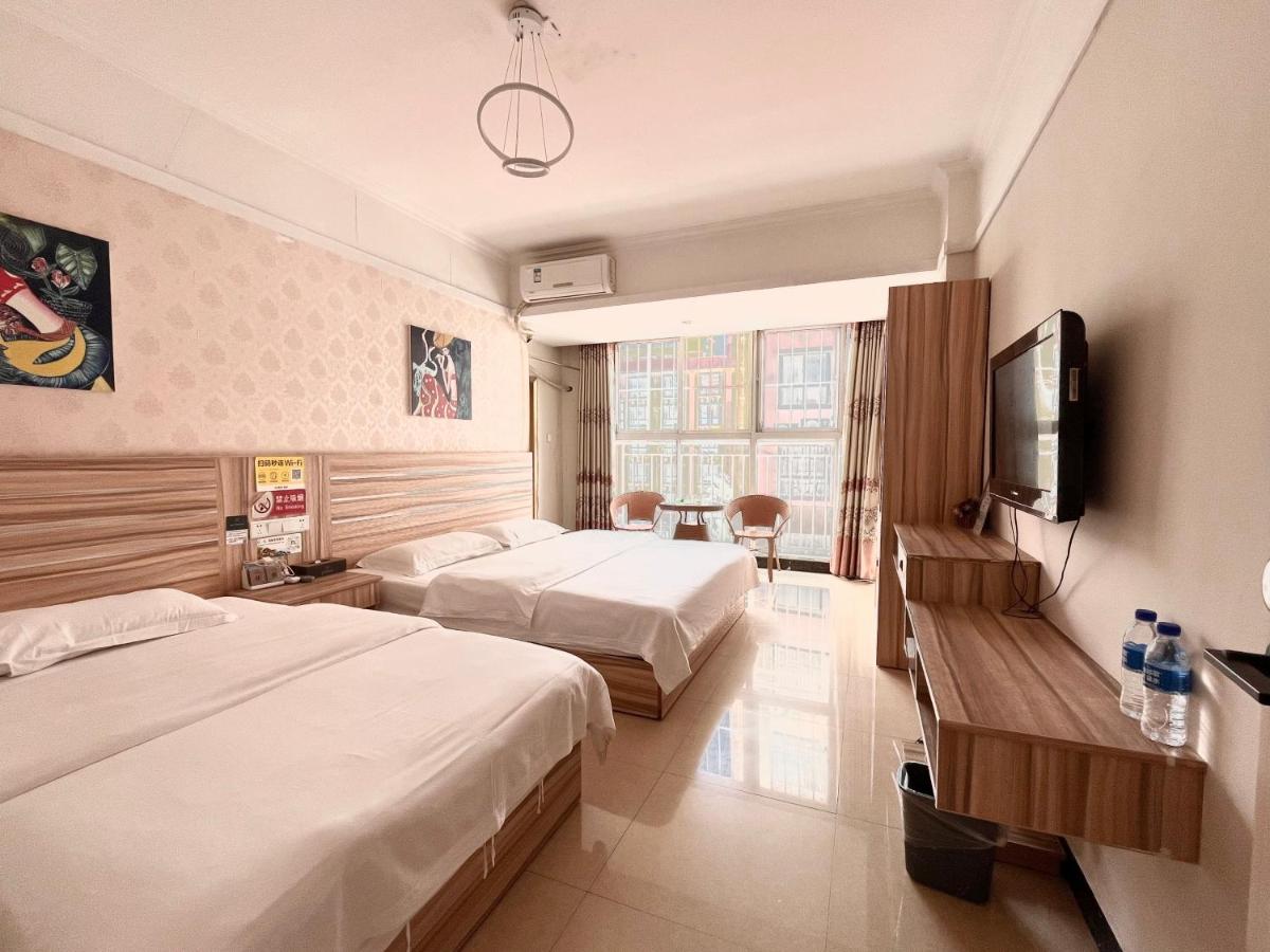 Habitación Familiar con baño privado