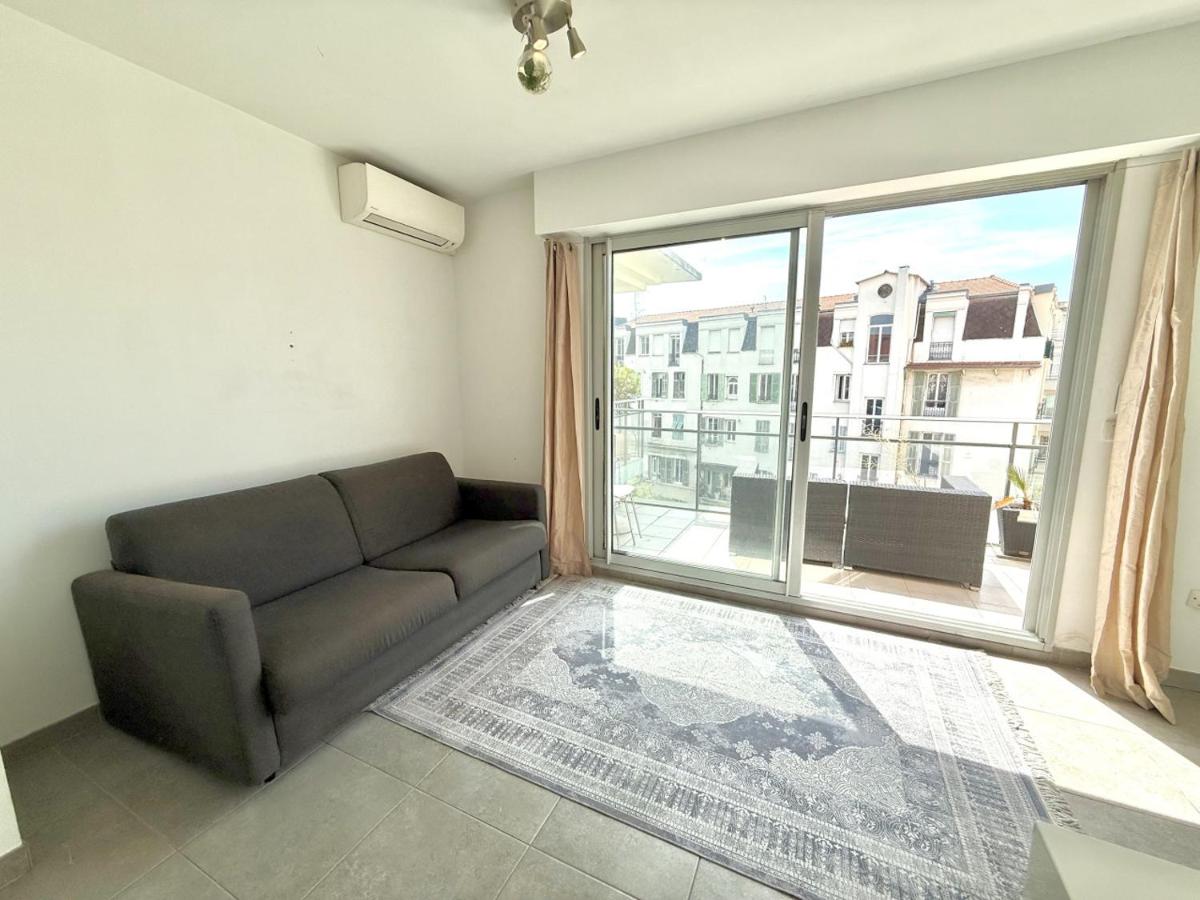 Studio Terrasse 3ème étage, climatisation coeur de Nice - B&B Nizza