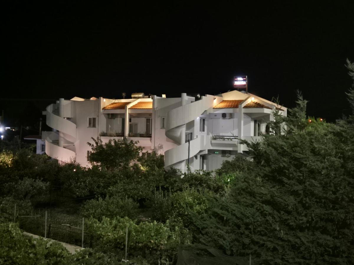 Apartamento de 2 dormitorios con vistas a la localidad