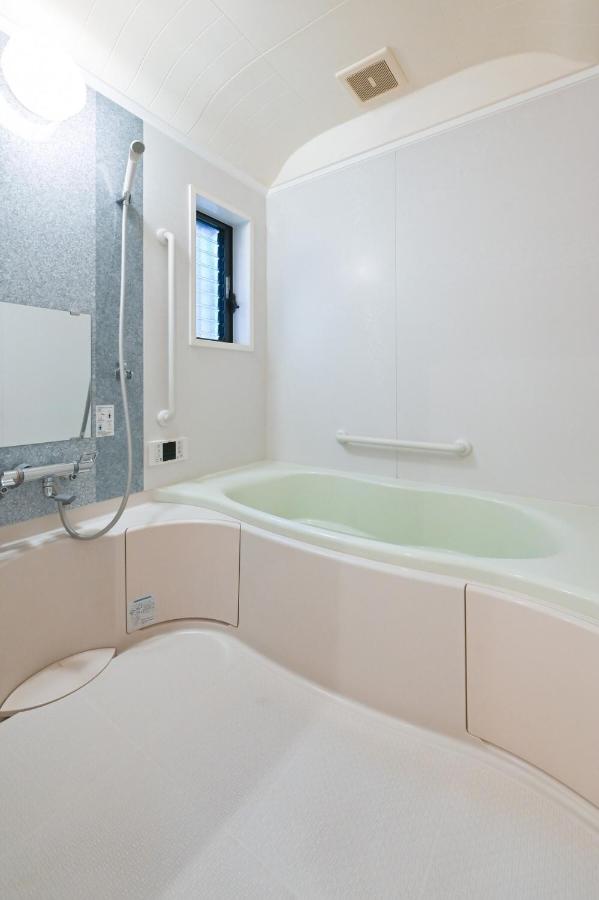 Urban nest Tokyo Omori 15 minutes Taxi from Haneda 2 BR house up to 6 - B&B Tokyo