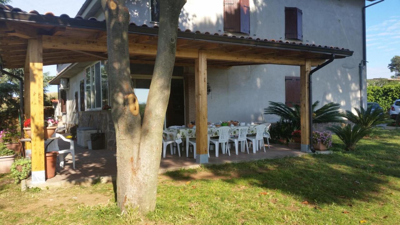 B&B Pomezia - La Finestra Sul Cortile - Bed and Breakfast Pomezia