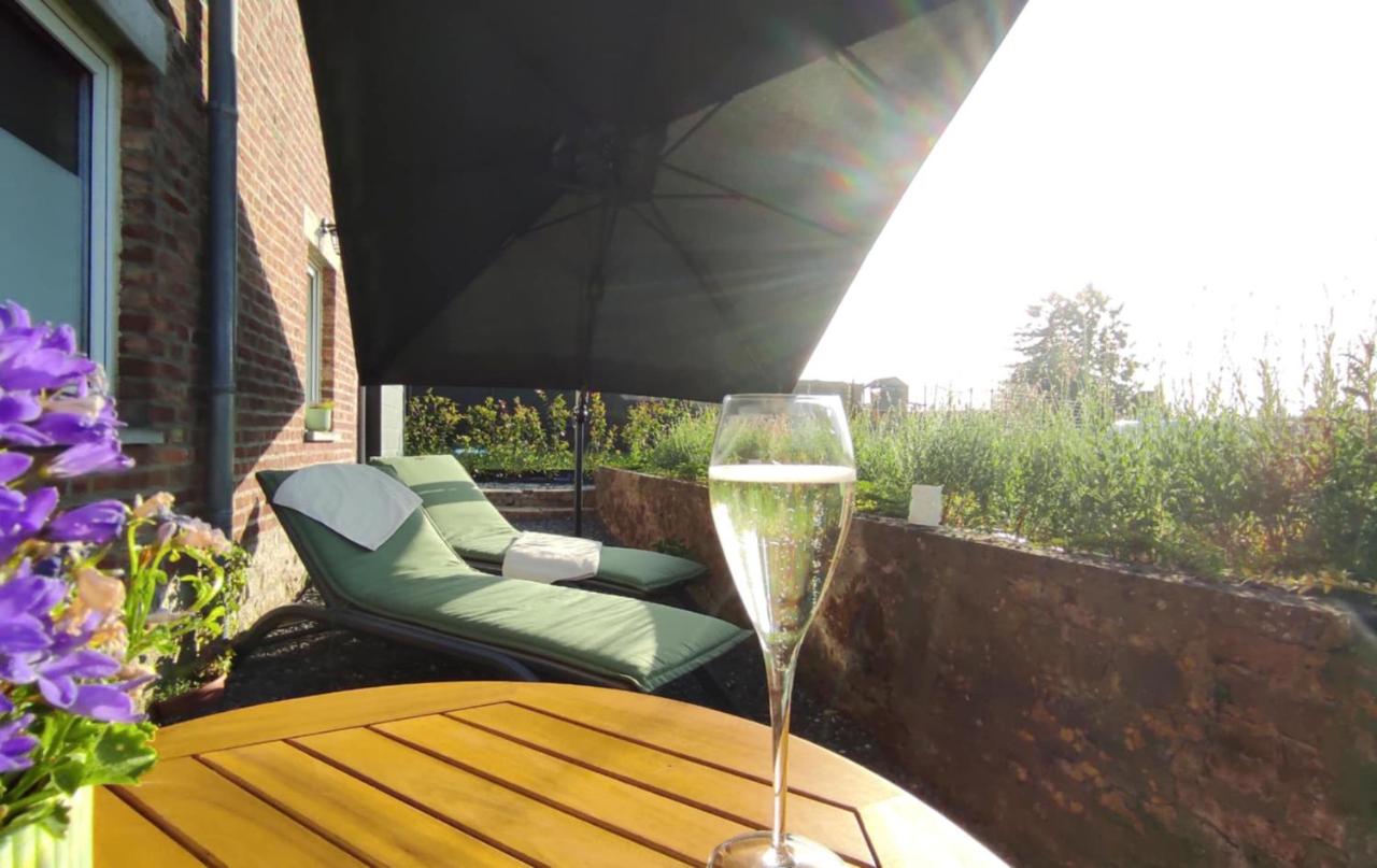 Hygge Suite Wellness à Focant - B&B