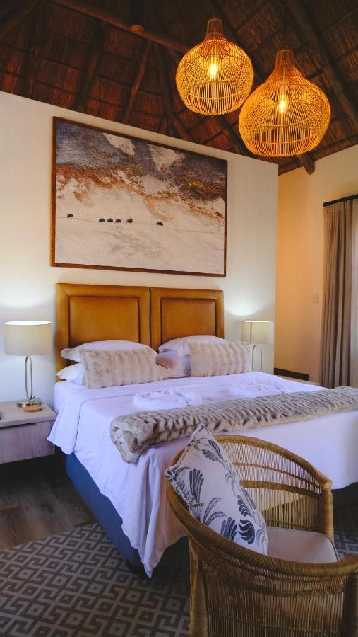 Deluxe King Suite
