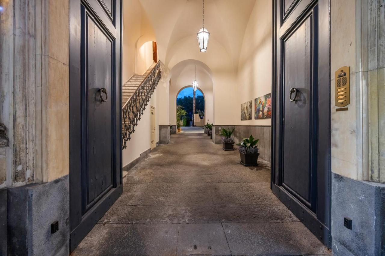 Luxury Historic Villa near Catania, Taormina, the Sea and Mount Etna by SicilianRelaxingHomes - B&B