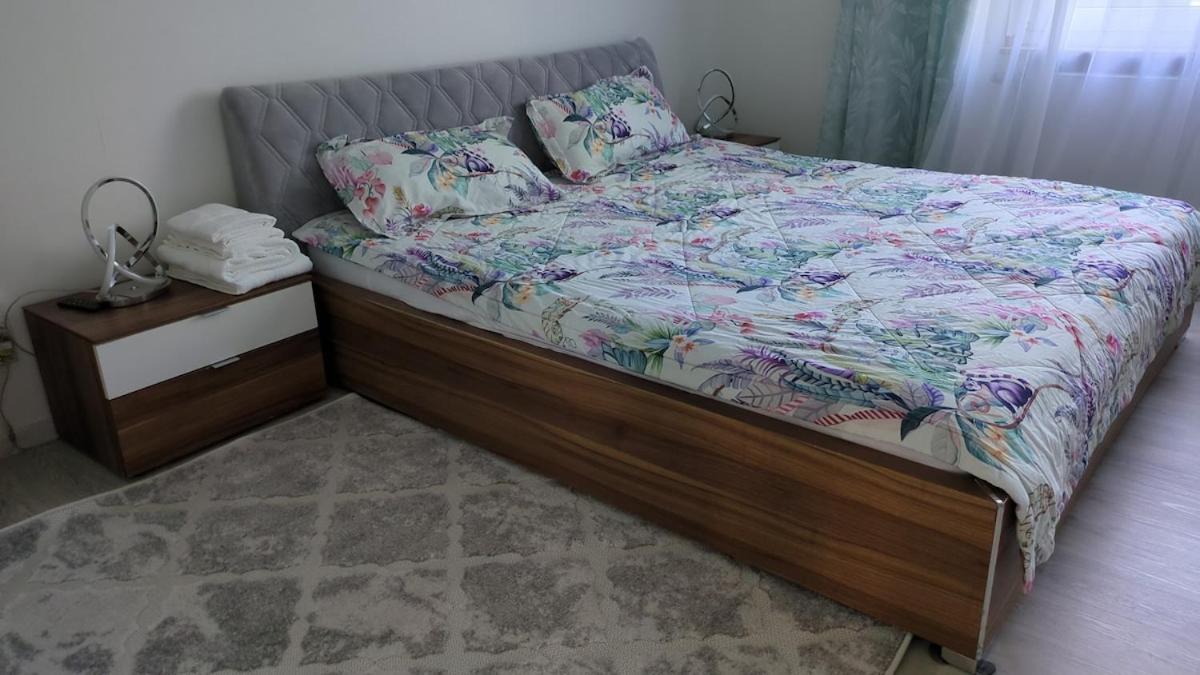 Appartamento con 2 Camere da Letto