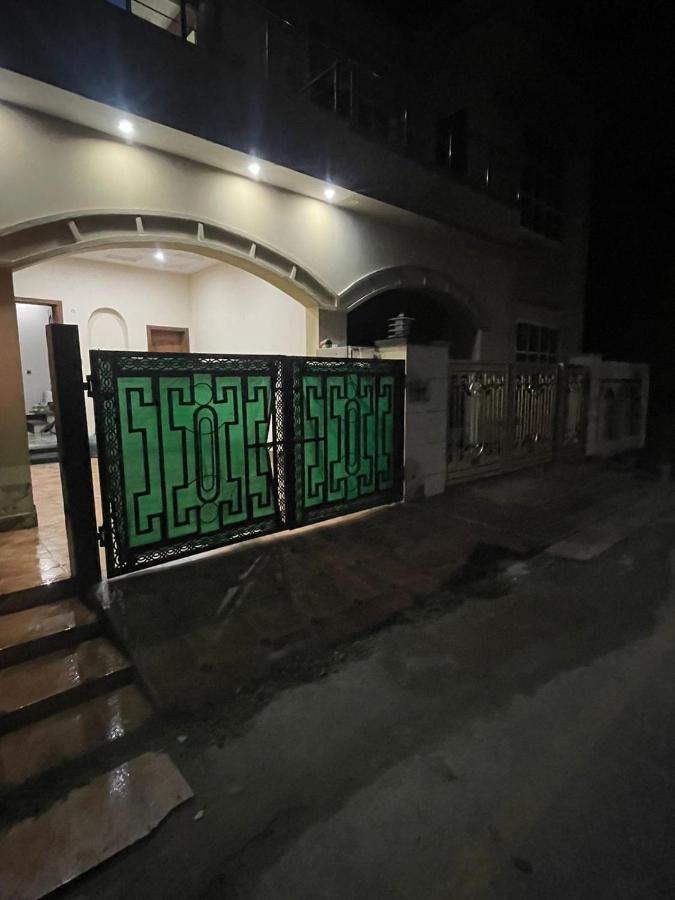 Enjoy a Cozy, Peaceful Space with Self Check-In - Bed and Breakfast Multan