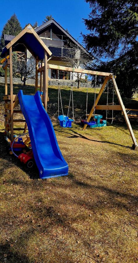 Ferienwohnung Altes Schulhaus Walberngrün - B&B Grafengehaig