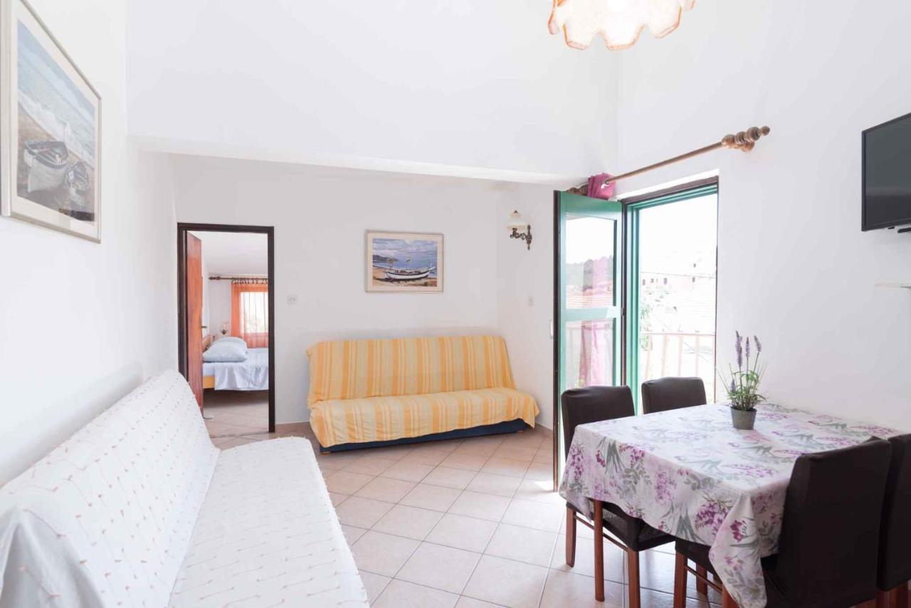 Apartment Kukljica 3 - B&B Kukljica