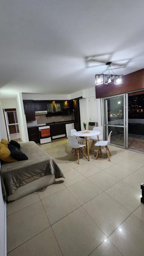 Depto San Martín VCP - Bed and Breakfast Villa Carlos Paz