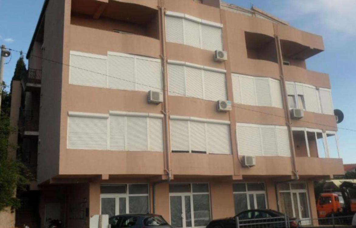 Una Sky Apartment - Ferienwohnung Prijevor