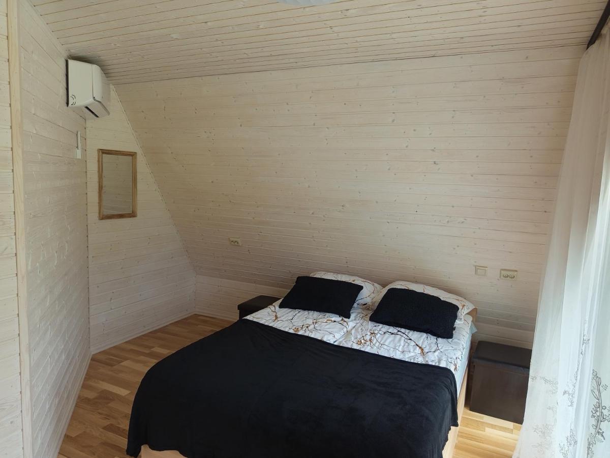 Metsjärve villa - B&B Puskaru