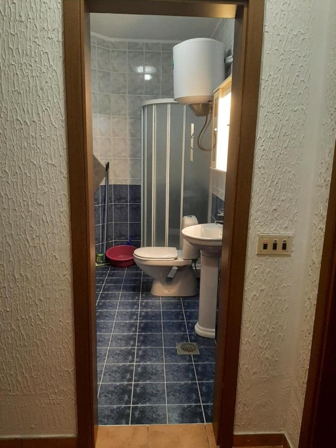 Appartamento con 2 Camere da Letto e Vista Porto