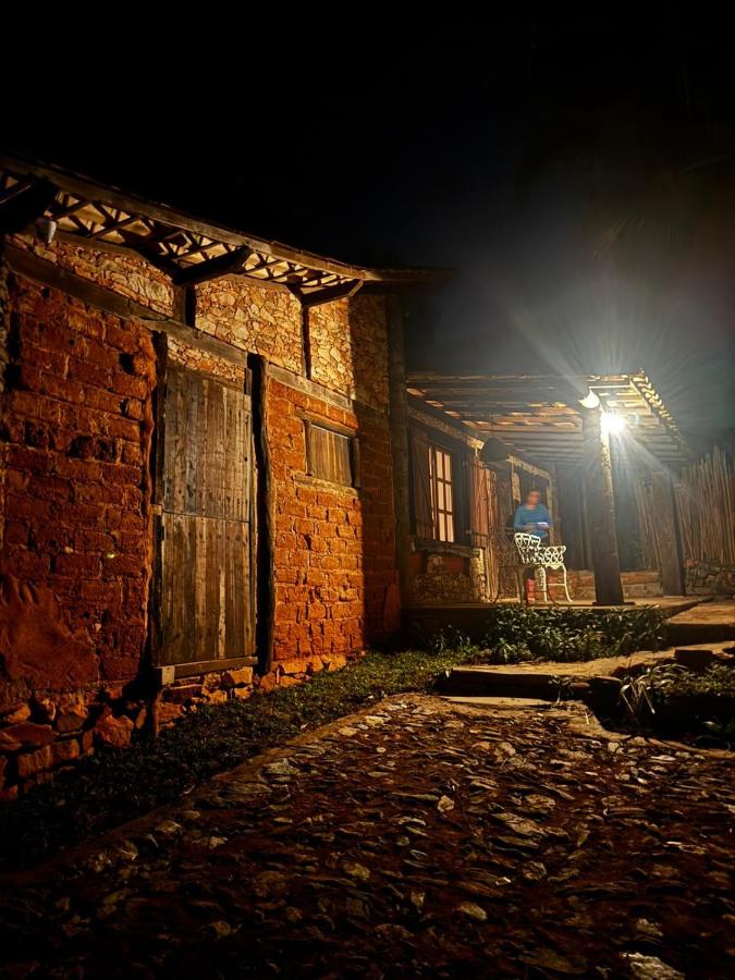 Cantinhos da Mata Suítes Rústicas de Luxo Serra do Cipó MG - B&B