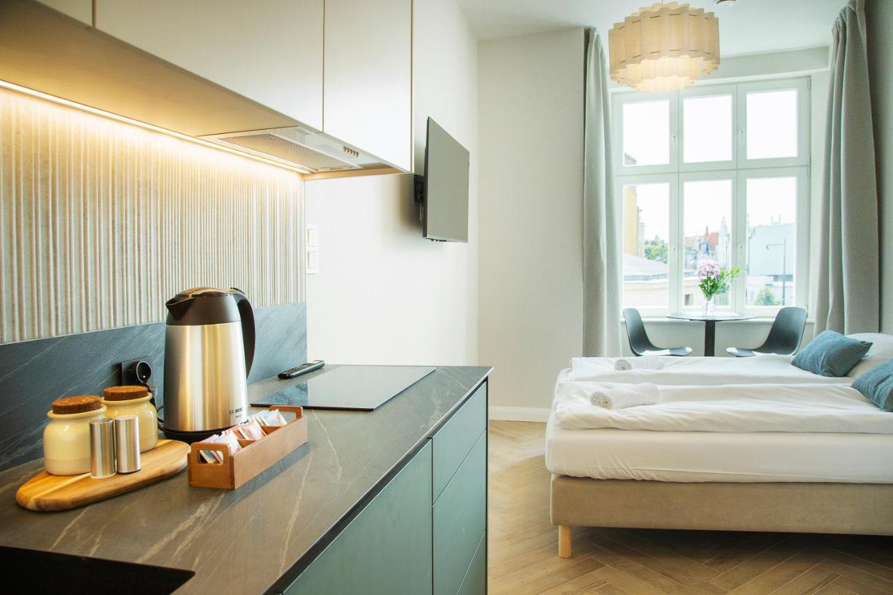 Deluxe One-Bedroom Apartment with City View