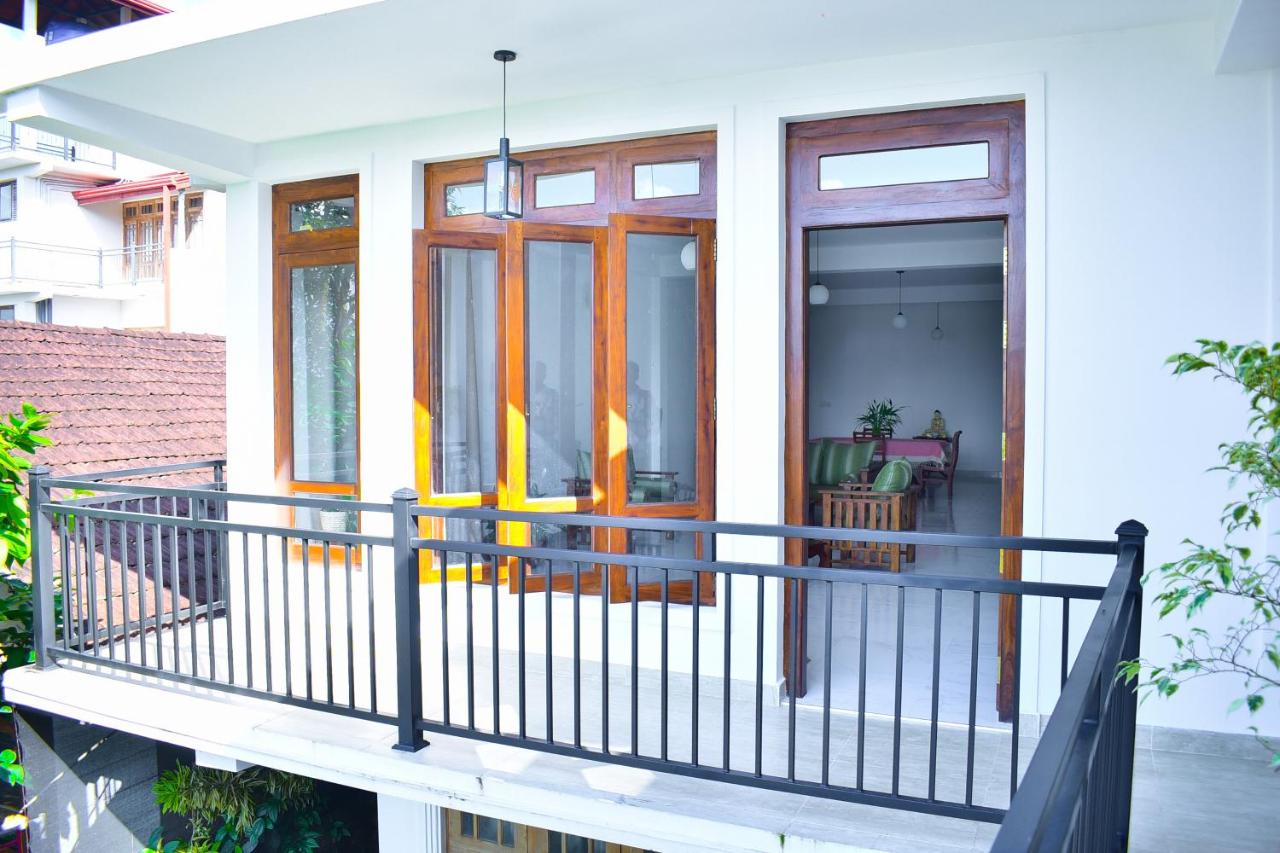 Misty Clouds Homestay - B&B