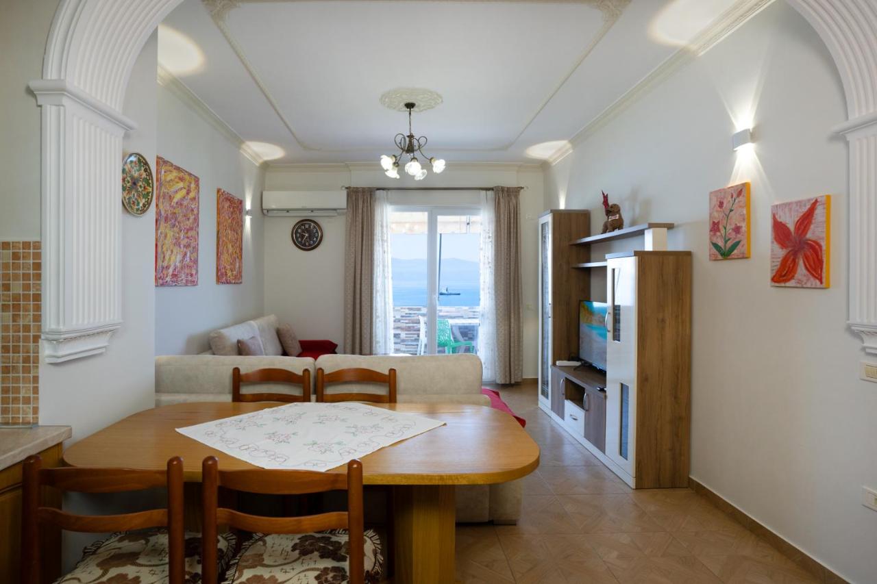 Appartement met 1 Slaapkamer, Uitzicht op Zee en een Balkon. 