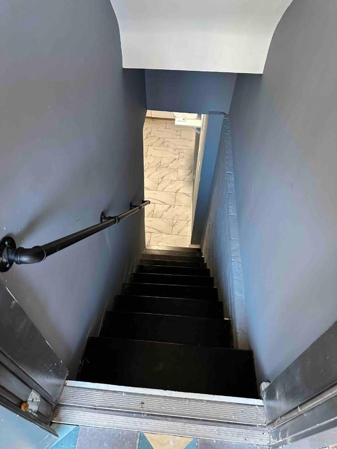 Cozy 1BR Basement Unit with Private Entry & Free Parking - Chambres d’hôtes Washington