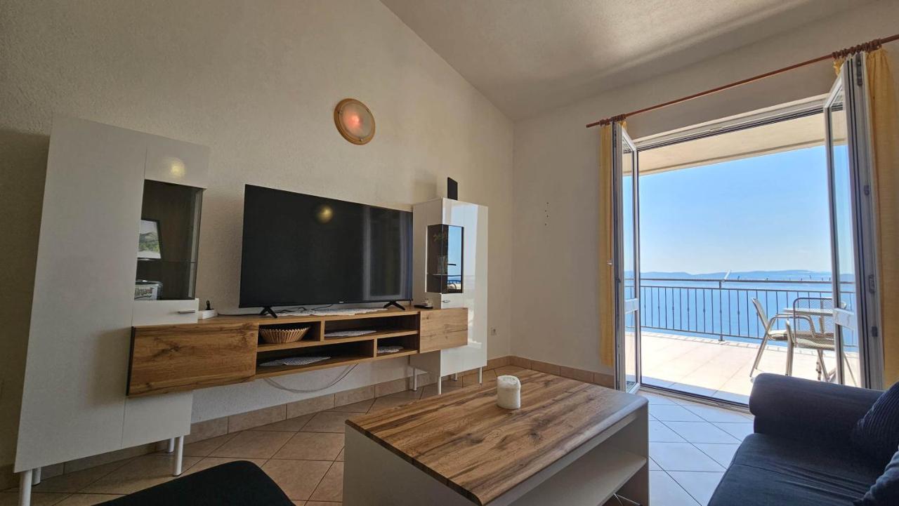 Appartamento con 3 Camere da Letto e con Vista