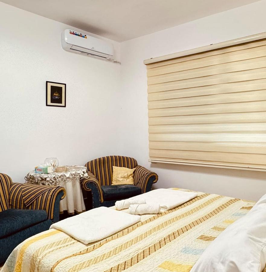 Modern Apartment in Prime Location - Jabal Amman - Chambres d’hôtes Amman