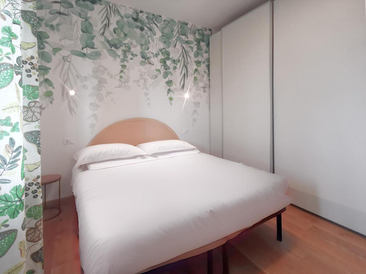 Double Room with Private External Bathroom