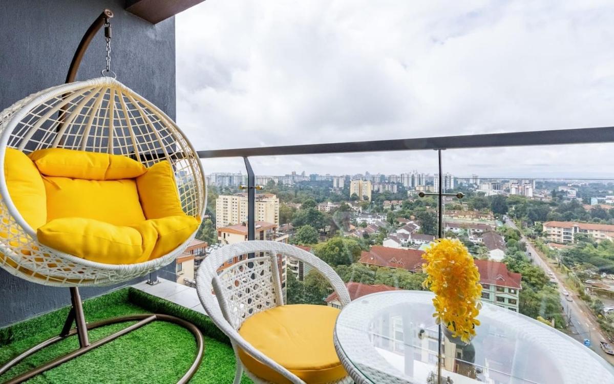 Balcony bliss in skynest - B&B Nairobi