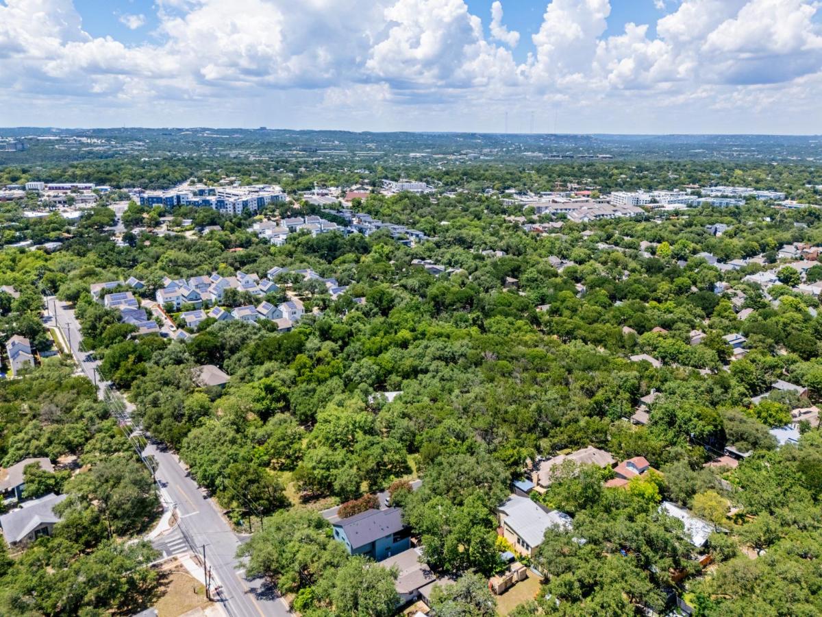 Live Oak Hideaway - B&B Austin