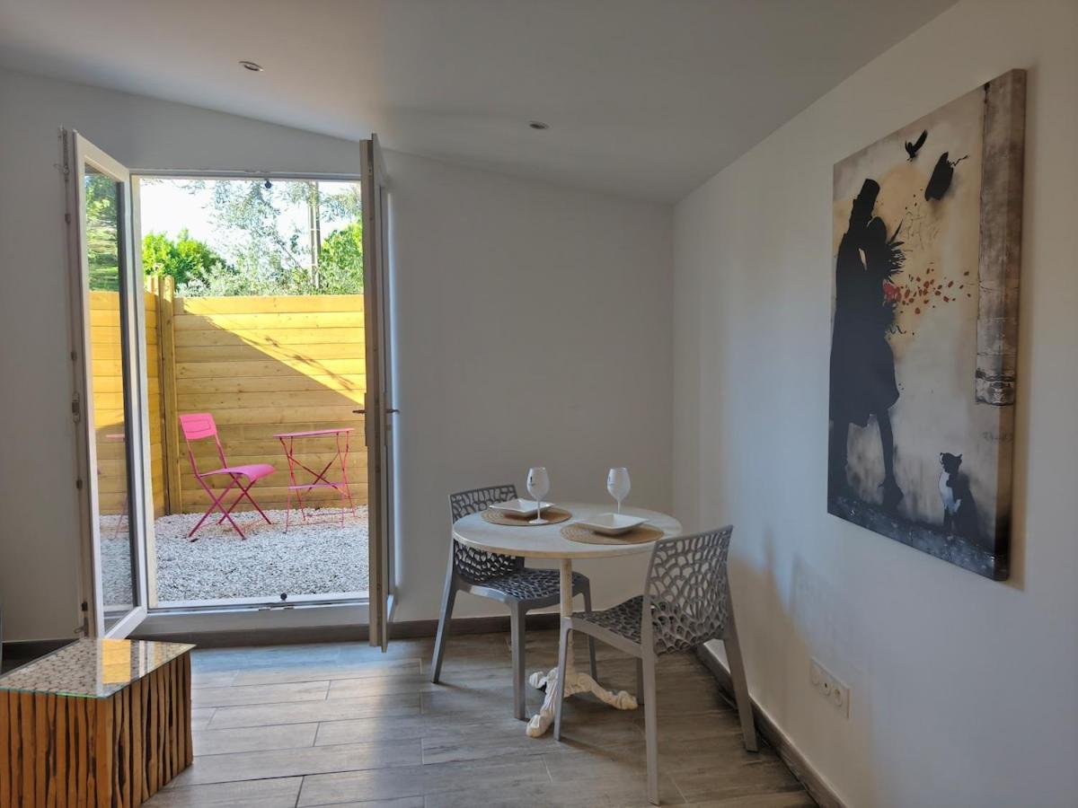 Studio 2 à 3 personnes climatisé avec patio - Chambres d’hôtes Villeneuve-lès-Avignon