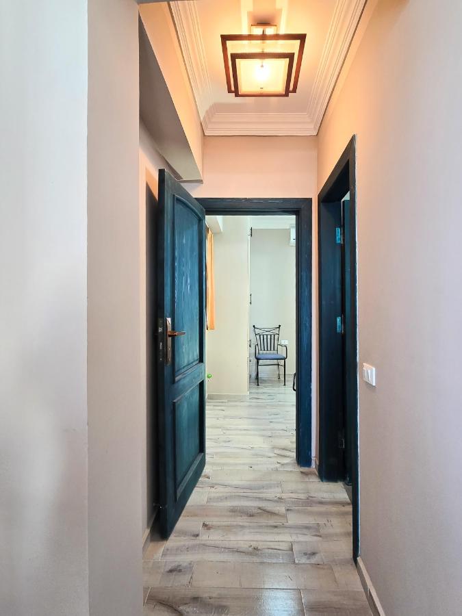 Dahab Blue Hole Plaza Loft & Terrace - Bed and Breakfast Dahab