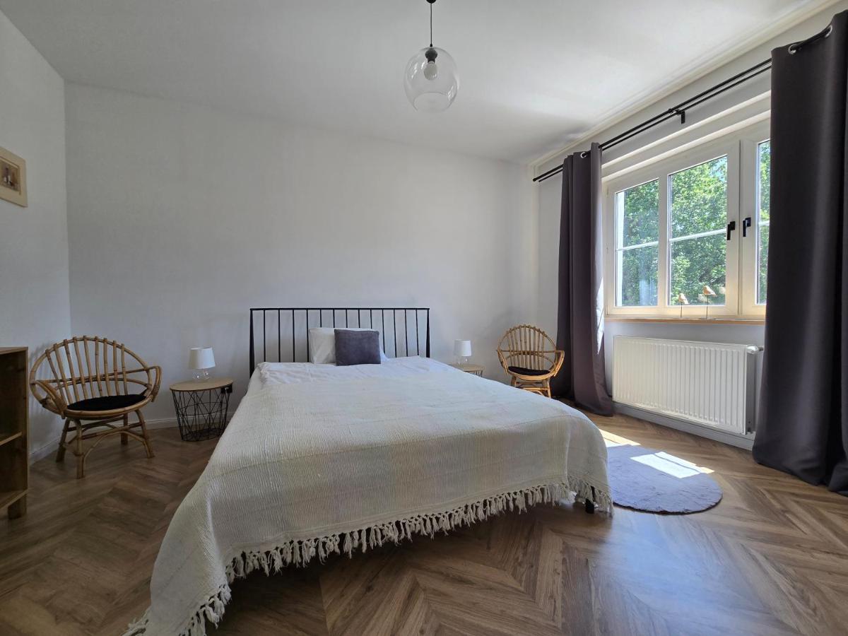 Apartament Black&White - B&B Jelenia Góra