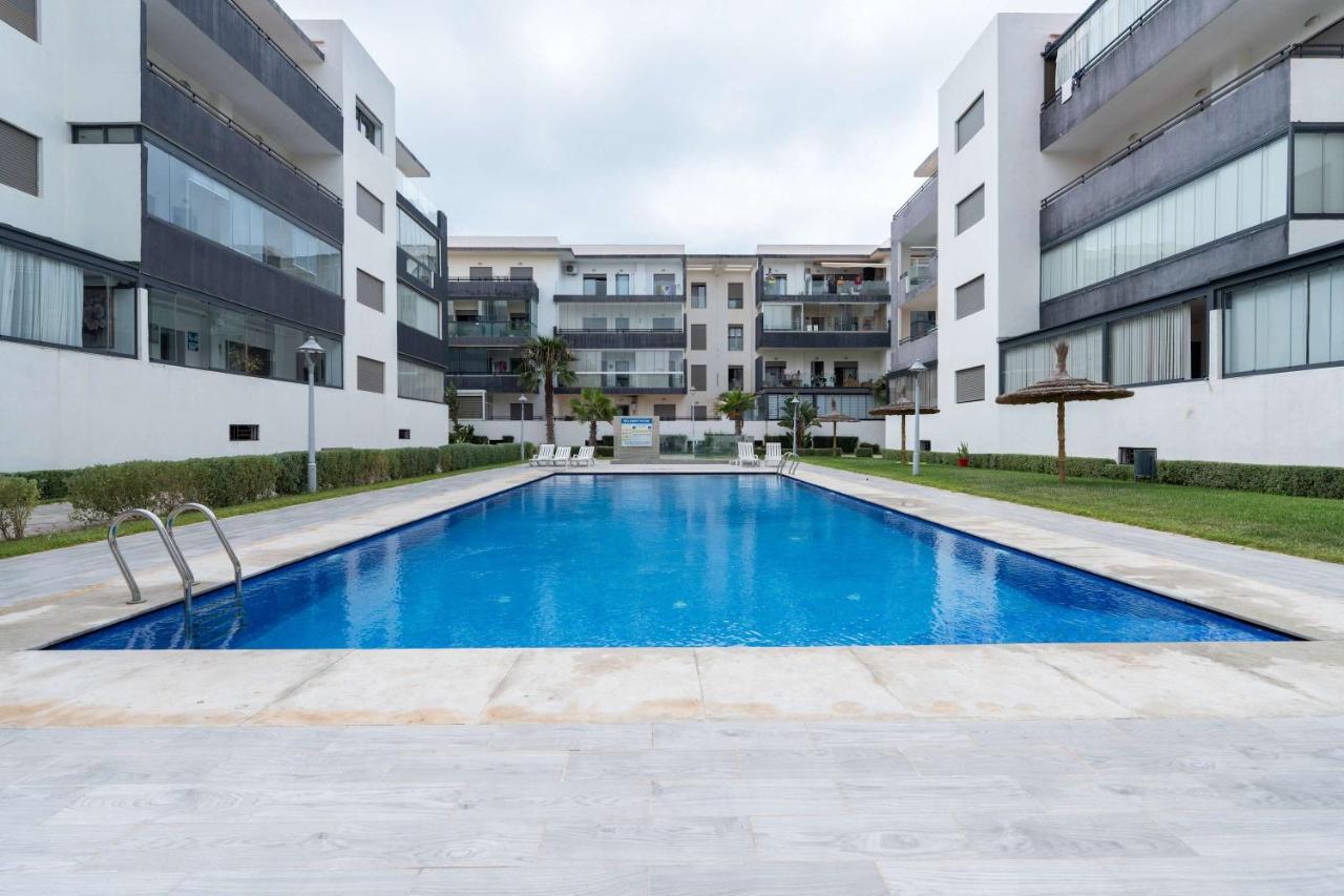 Appartement Moderne avec Piscine - B&B Bouznika