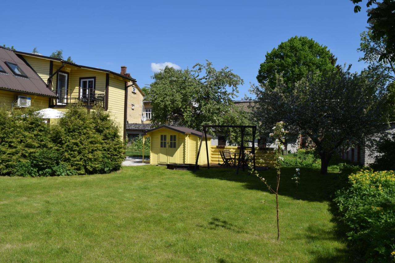 Embrace Apartments - B&B