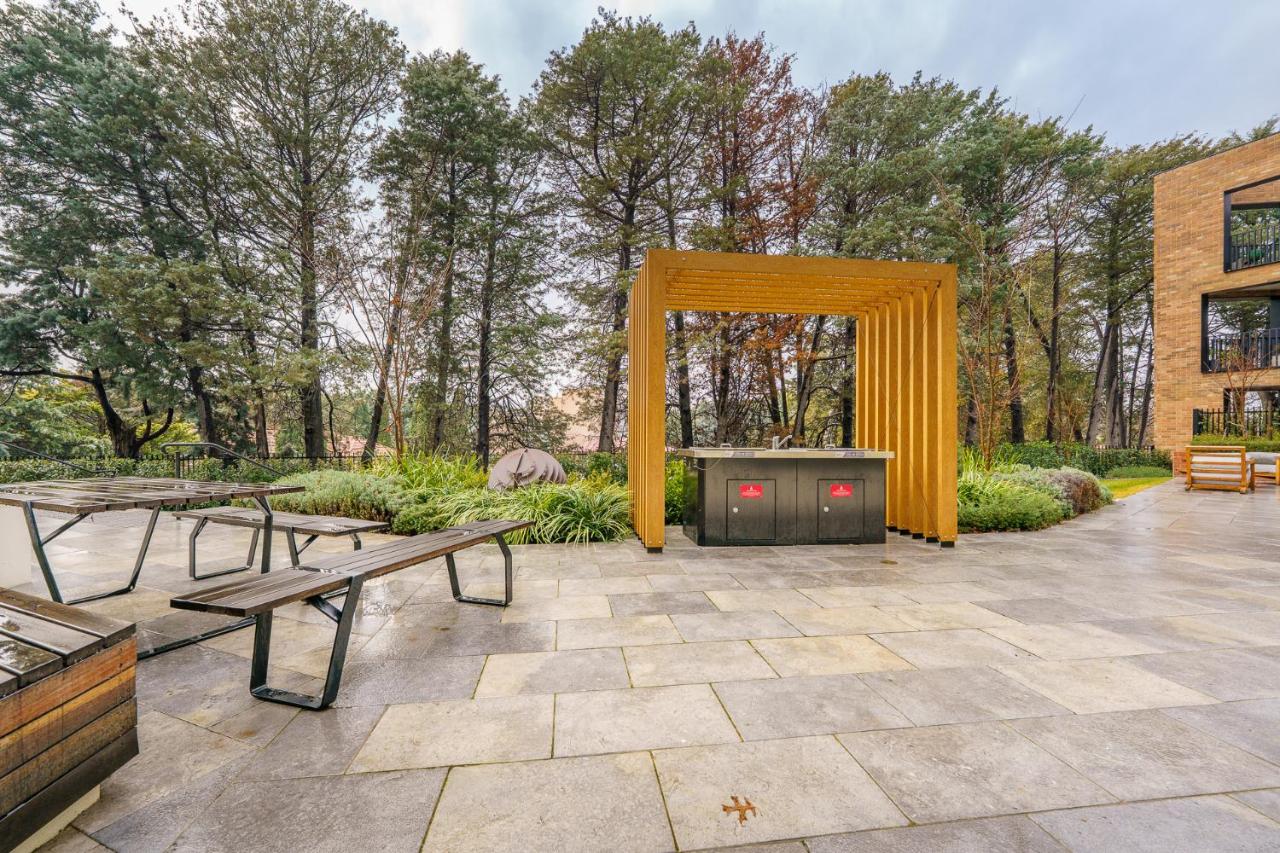Luxury Griffith Retreat steps from Iconic Manuka - Hosted by Canstay - B&B