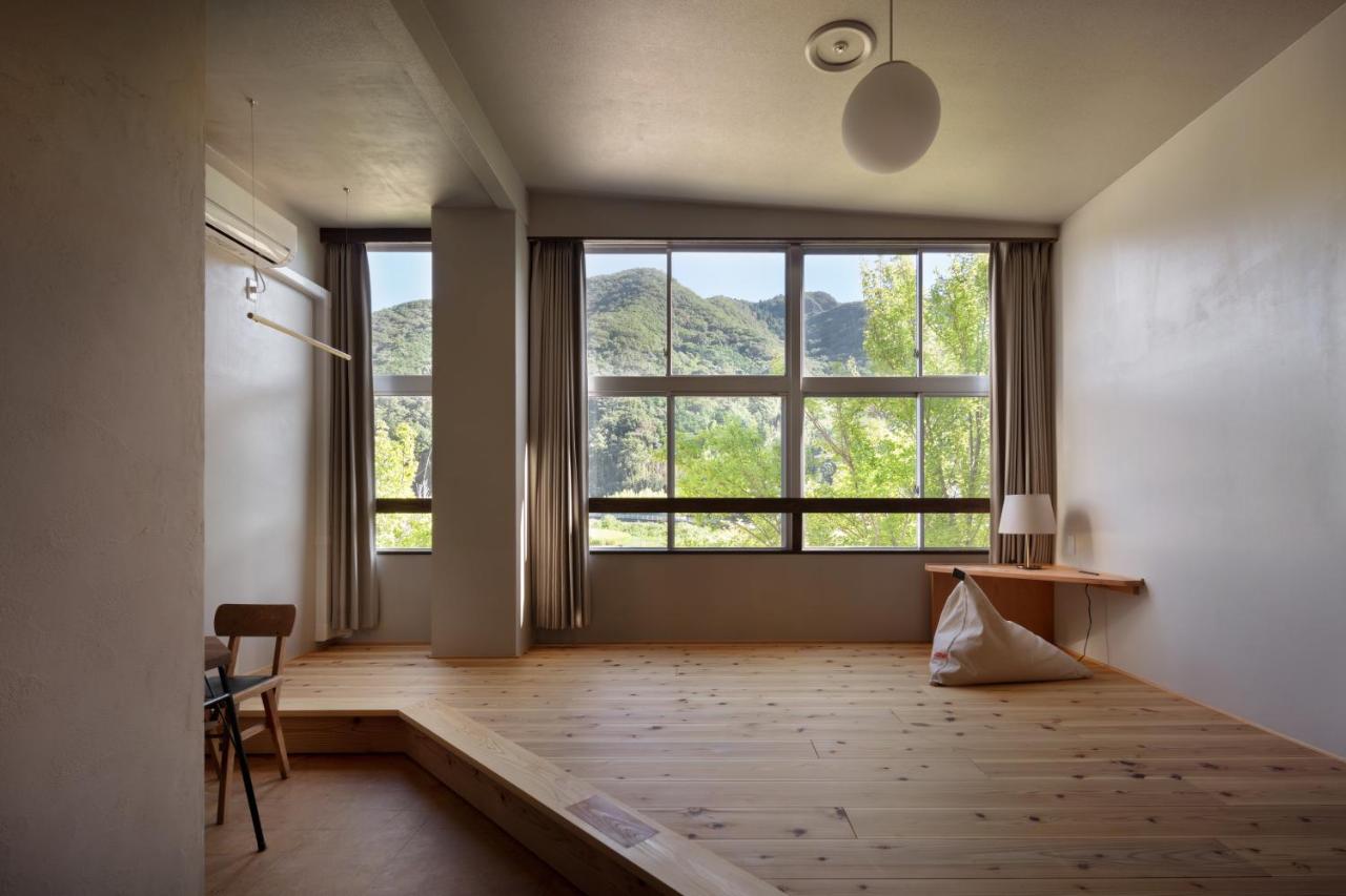 Standard Zweibettzimmer mit Bergblick
