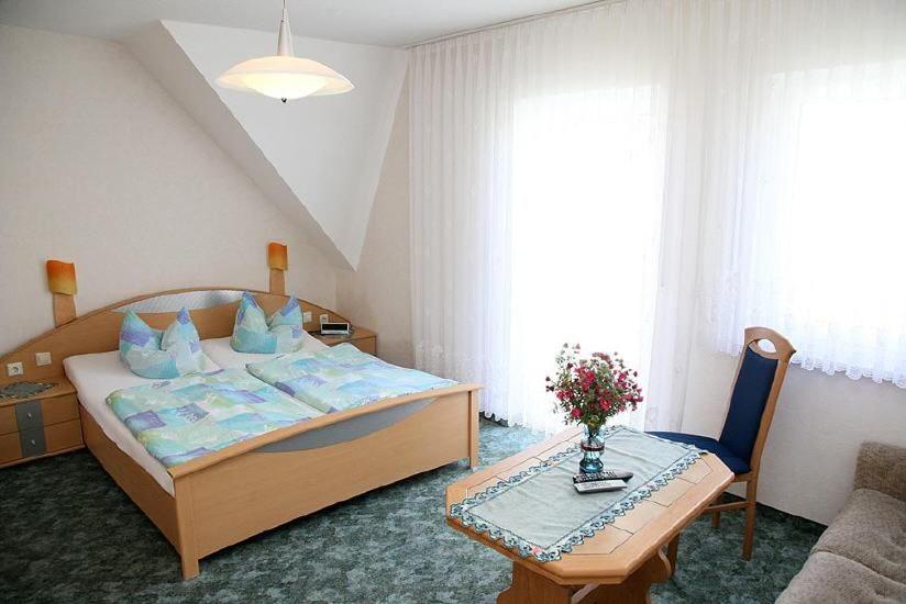 Apartment mit Terrasse