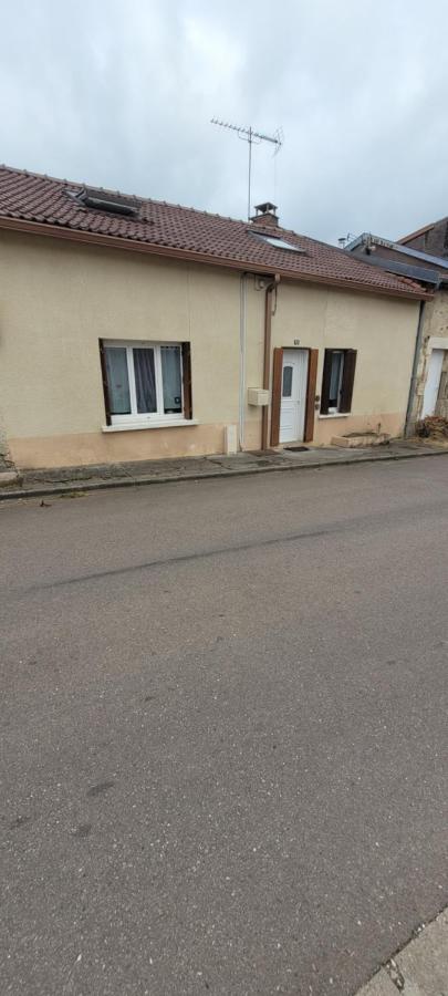 Maison idéal court séjour - B&B Damblain