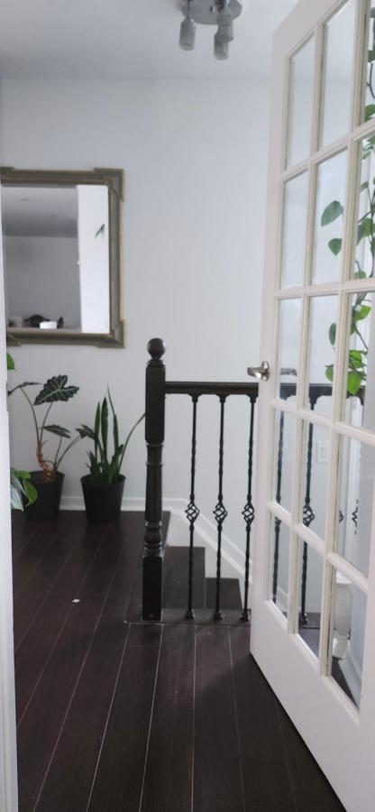 Private room on upper floor - B&B