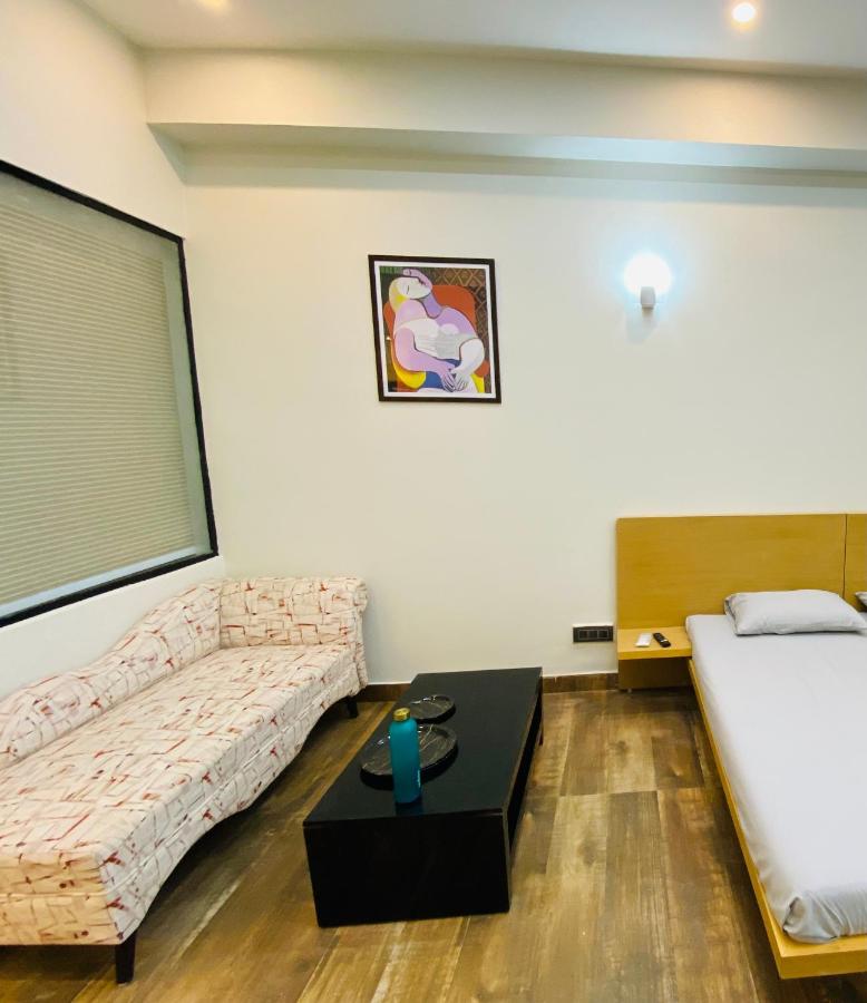 Studio Apartment Noida - B&B Ghāziābād