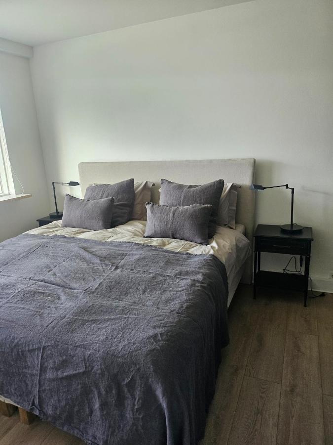 Apartment in Kopavogur coco mat natural luxury bed Free parking - B&B Reykjavík