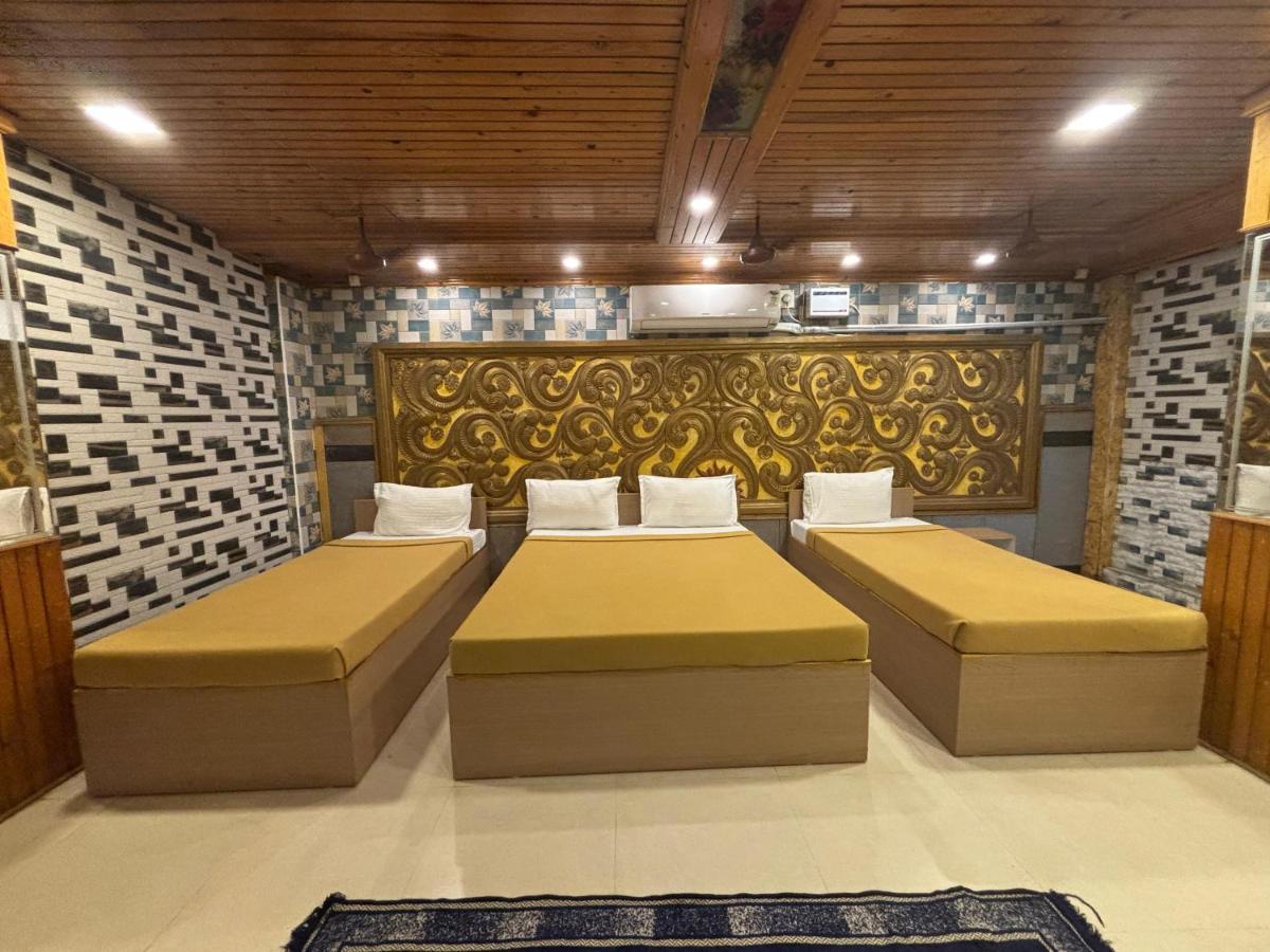Deluxe Family Suite